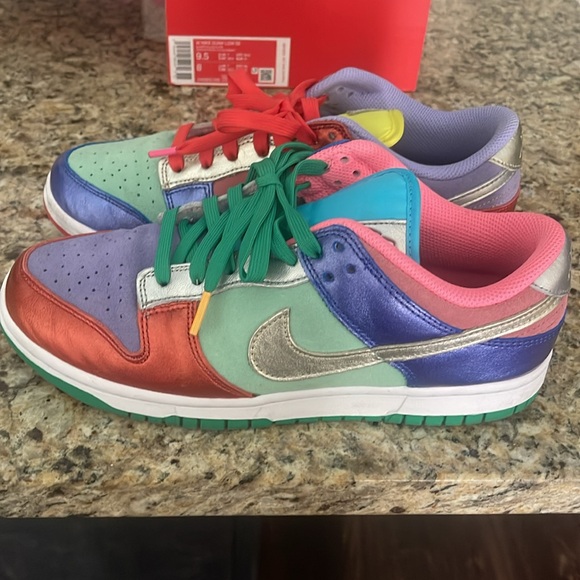 Nike dunk low sunset pulse worn two times like new - Picture 4 of 12